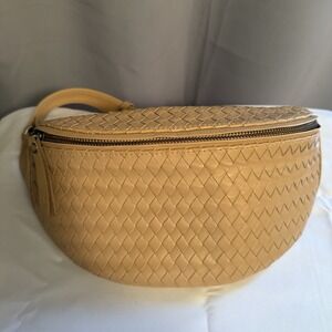 MANDRN Woven Atlas Tan Beige Leather Crossbody Belt Bum Bag Fanny Pack Purse